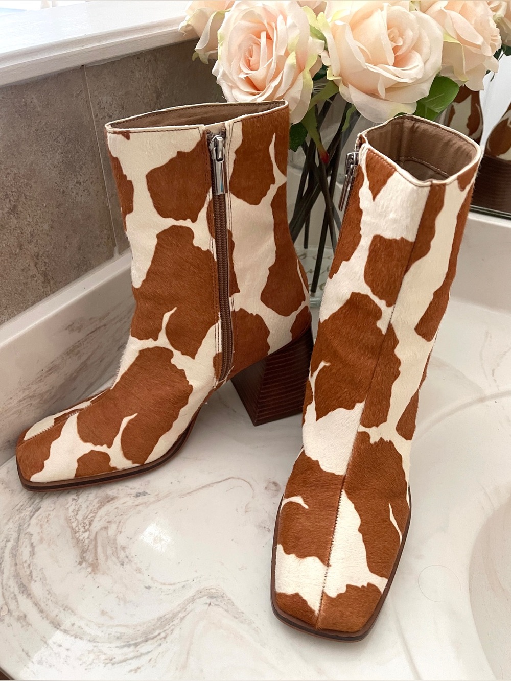Women’s Cow Fur Boots size 9 Western Cow Hair Booties BrownWhite Ankle Boots